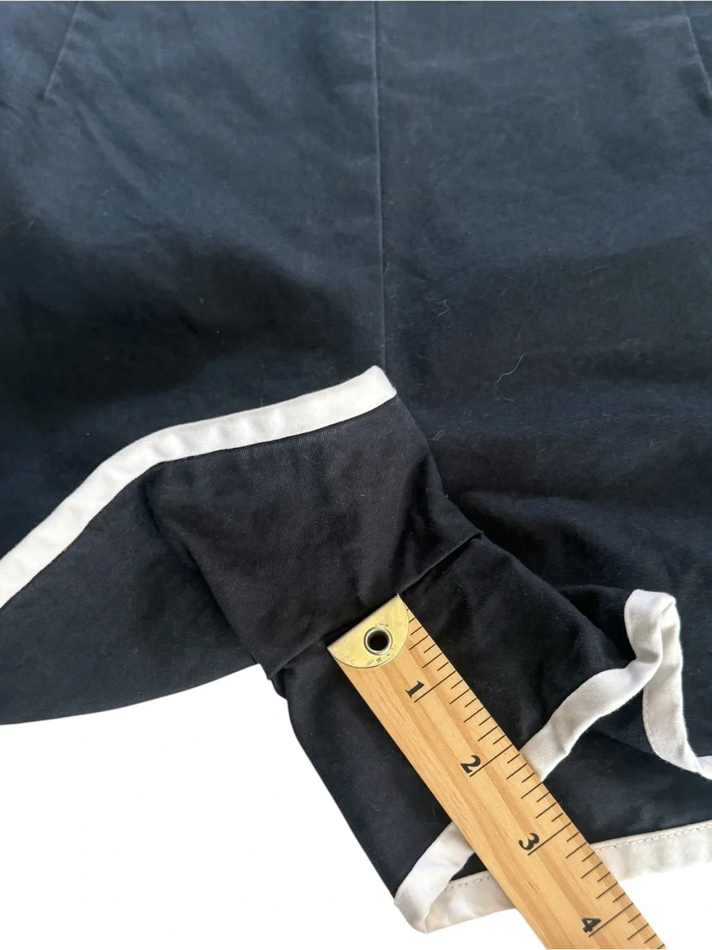KATE SPADE SATURDAY Piped Short Shorts Black White Size 0